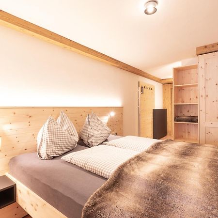 Quality Hosts Arlberg - Hotel Bergheim Sankt Anton am Arlberg Bagian luar foto