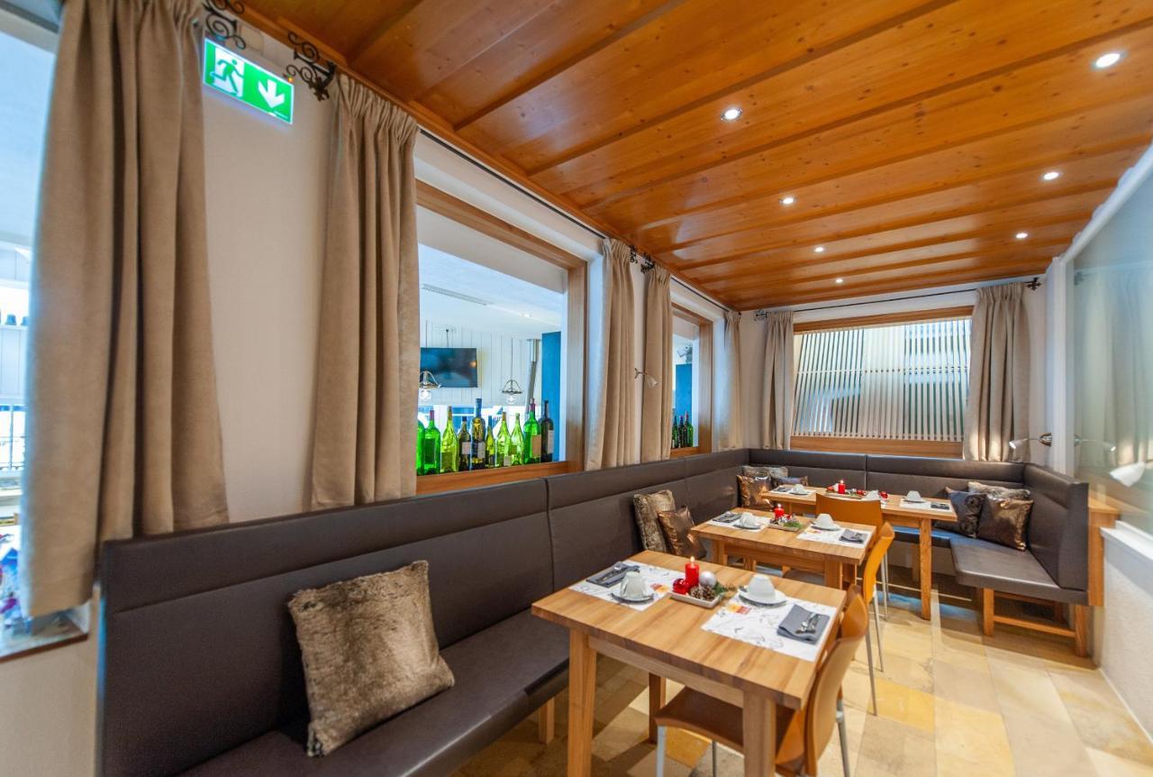 Quality Hosts Arlberg - Hotel Bergheim Sankt Anton am Arlberg Bagian luar foto