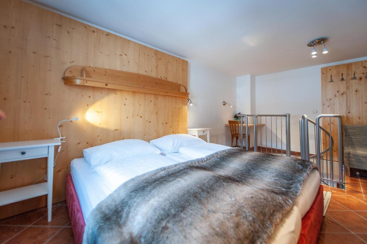 Quality Hosts Arlberg - Hotel Bergheim Sankt Anton am Arlberg Bagian luar foto