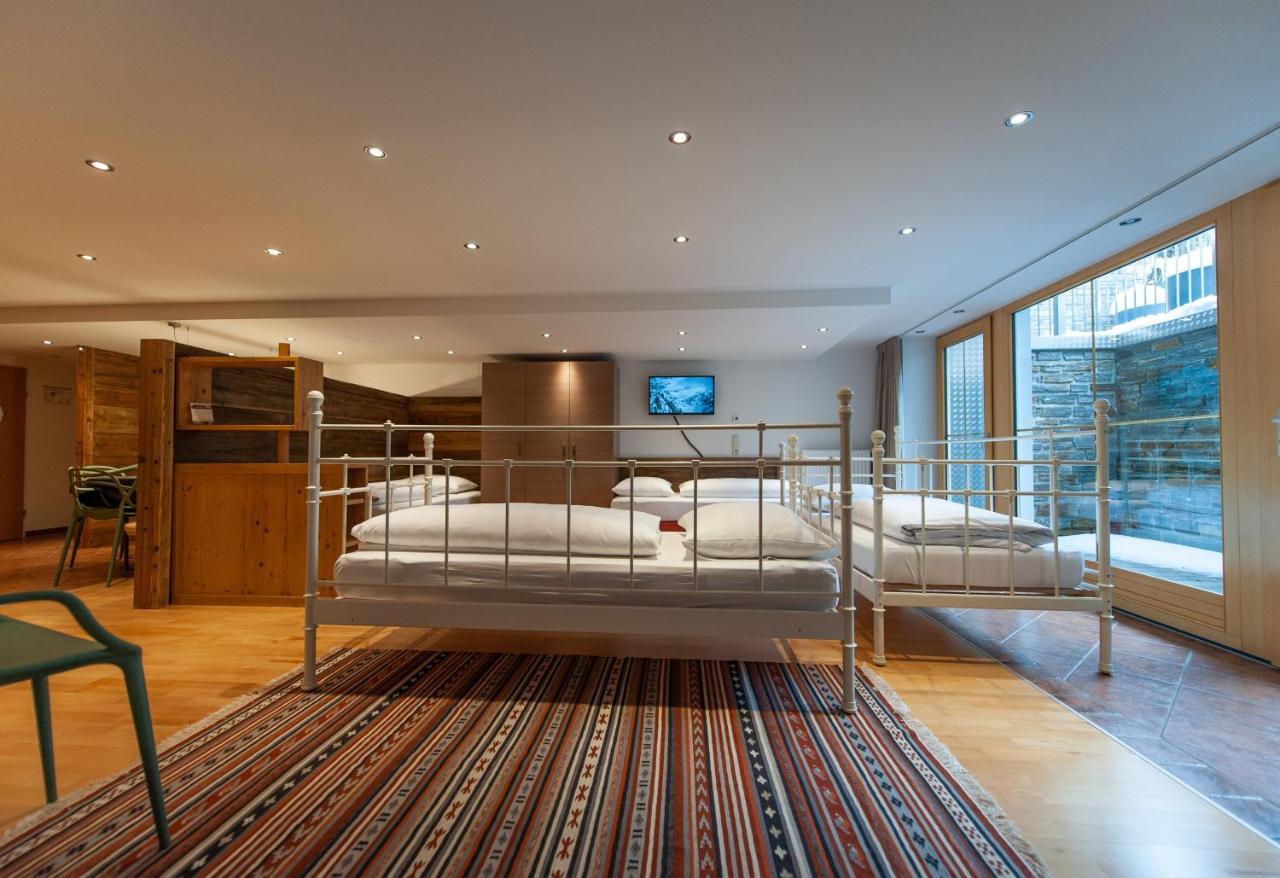 Quality Hosts Arlberg - Hotel Bergheim Sankt Anton am Arlberg Bagian luar foto